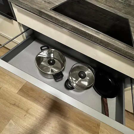 Daire In With 3 Bedrooms *