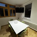 Apartment In With 3 Bedrooms Innsbruck