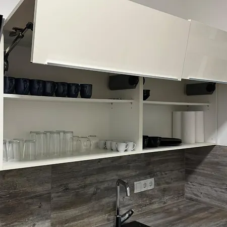 아파트 In With 3 Bedrooms