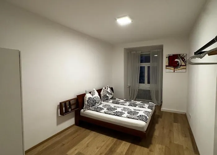 In With 3 Bedrooms *