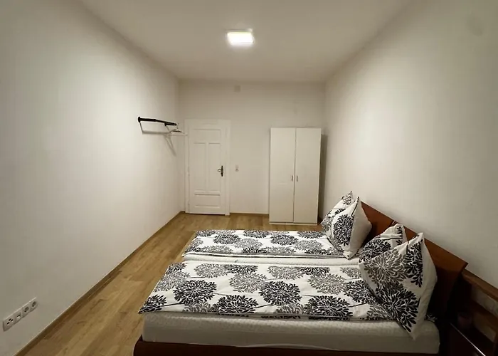 شقة In With 3 Bedrooms