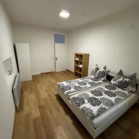 Apartamento In With 3 Bedrooms Innsbruck
